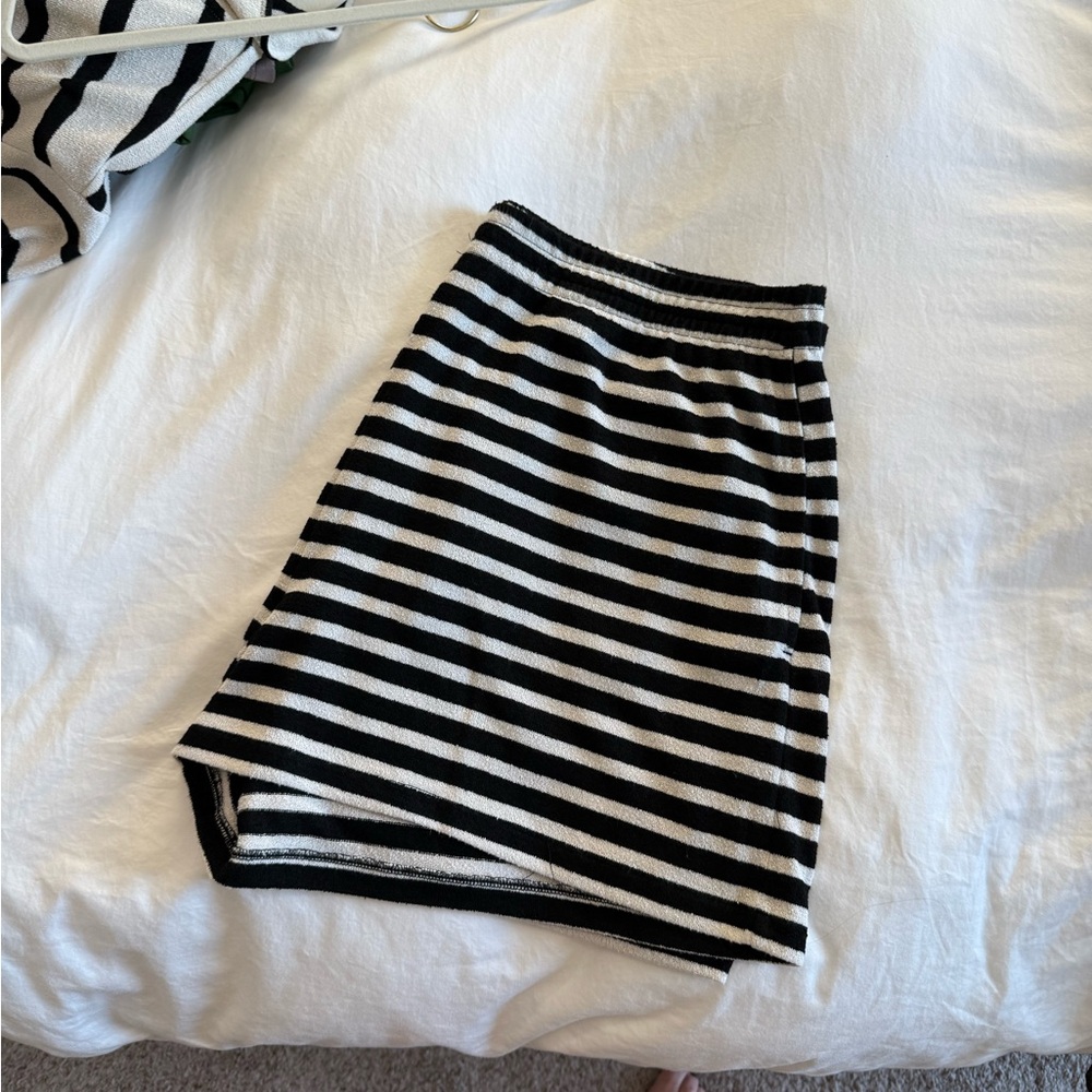 H&M Set - XL - Picture 4 of 7